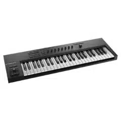 DTM・DAW Native Instruments komplete kontrol a49 Native Instruments Komplete Kontrol Keyboard A49 - Cyber Farm