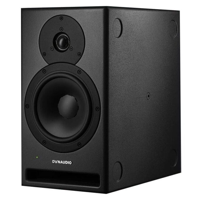 Dynaudio Core 7