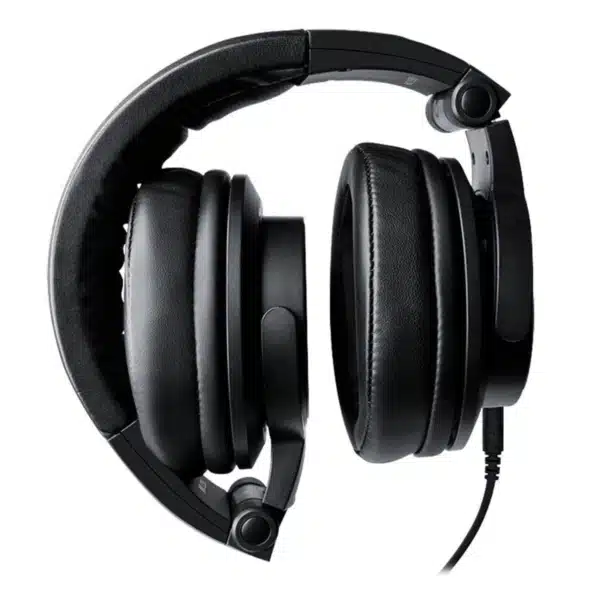 Mackie MC-250