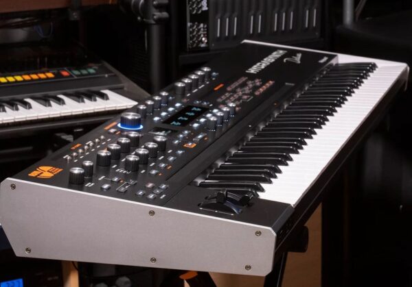 ASM Hydrasynth Deluxe