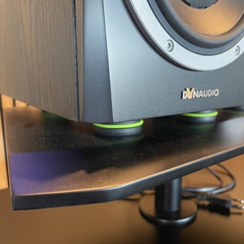 Adam Hall  SA SM IF 01 Absorber pucks for loudspeakers ( 4 pcs.)