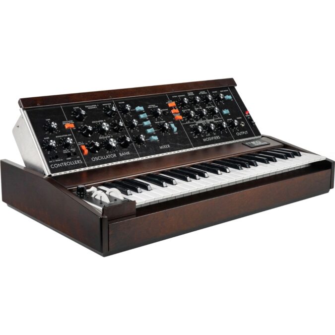 Moog Minimoog Model D - 2022 Edition