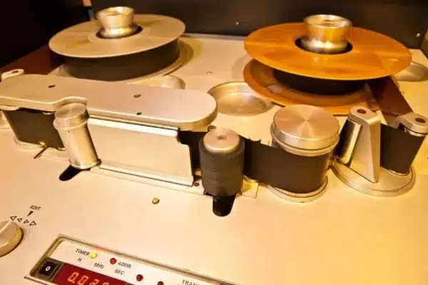 UAD Studer A800 Multichannel Tape Recorder
