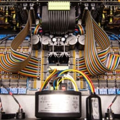 HUM  LAAL Look Ahead Analog Limiter