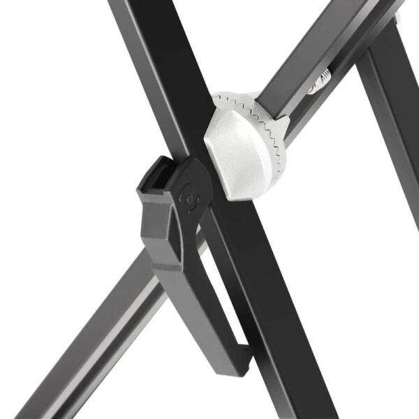 Adam Hall Stands SKS 01