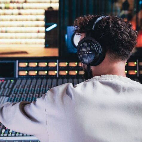 beyerdynamic dt 1990 pro mkii