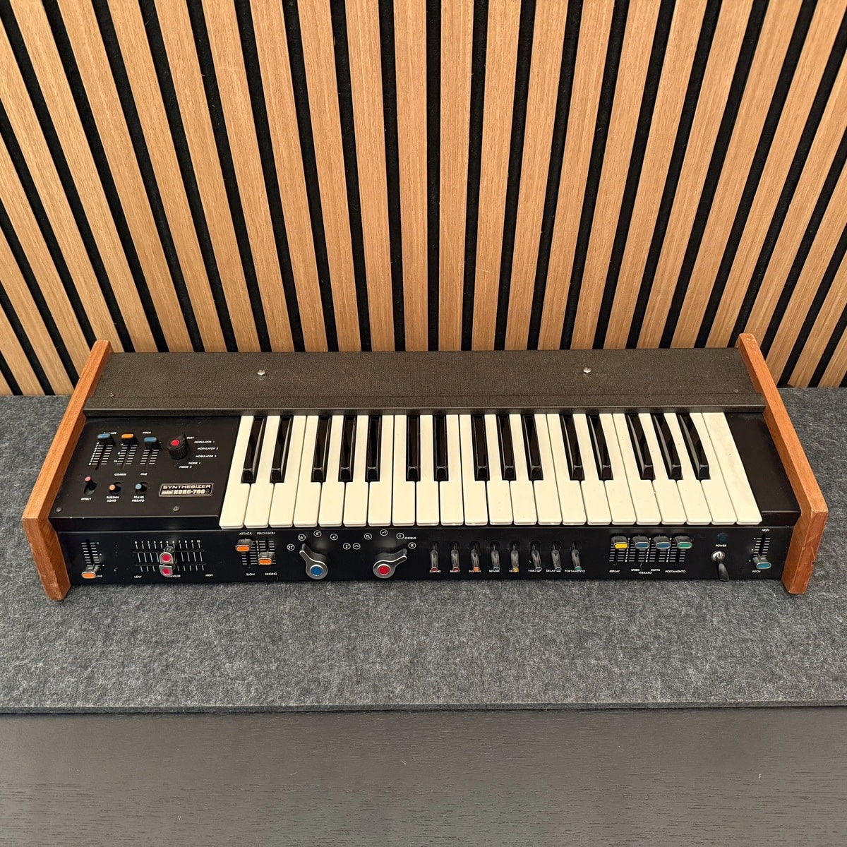 Korg miniKorg-700S (Used) - Image 3