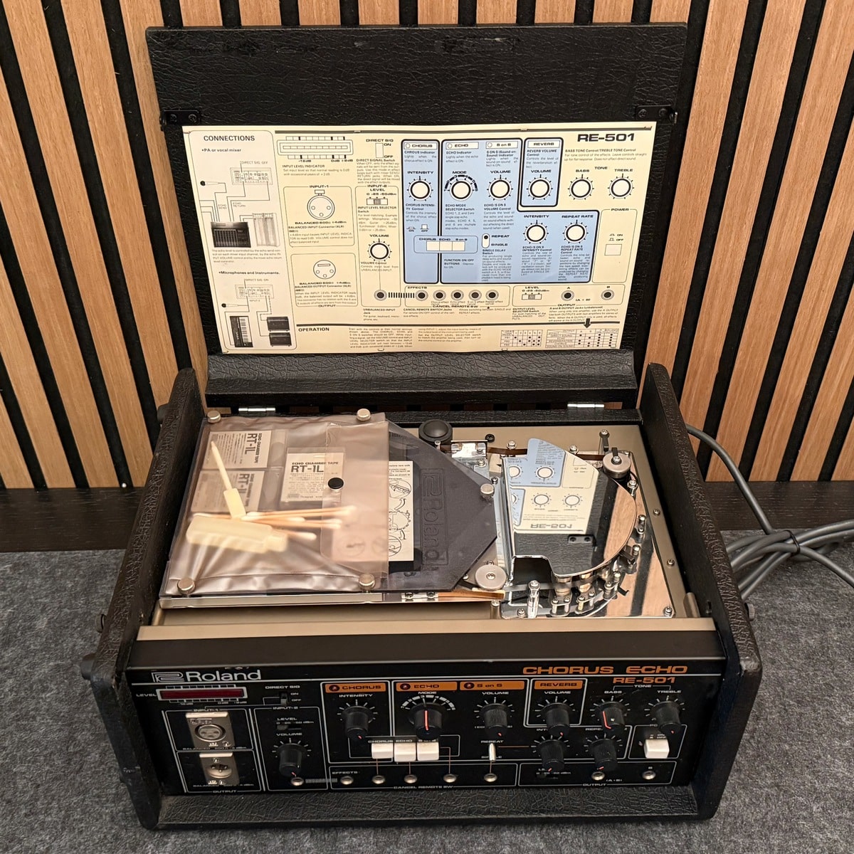Roland Chorus Echo RE-501 (Used) - Image 3