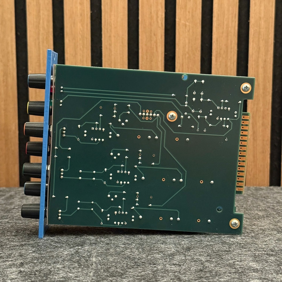 mäag EQ4 (Used) - Image 2