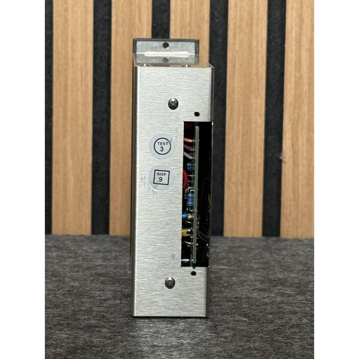 API 550A (Used) - Image 2