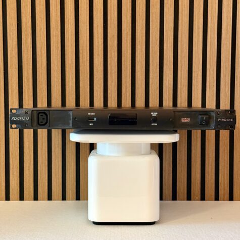 Furman P-1400 AR E (Used)